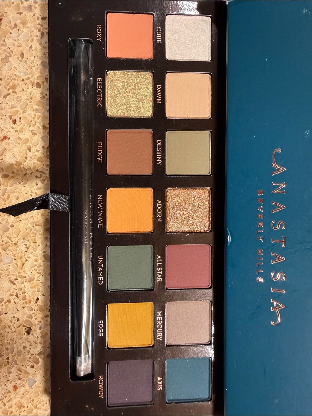 Anastasia Beverly Hills Subculture Eyeshadow Palette Blue & Orange - Picture 2 of 2